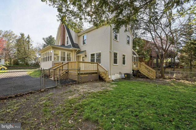 246 BRIAR HILL LN, Woodbury, NJ 08096