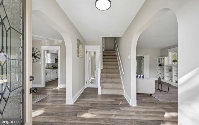 246 BRIAR HILL LN, Woodbury, NJ 08096