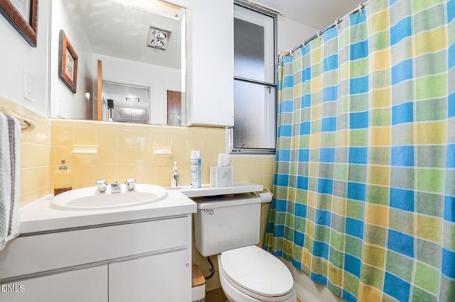 425 Brookside Drive, Chapel Hill, NC 27516