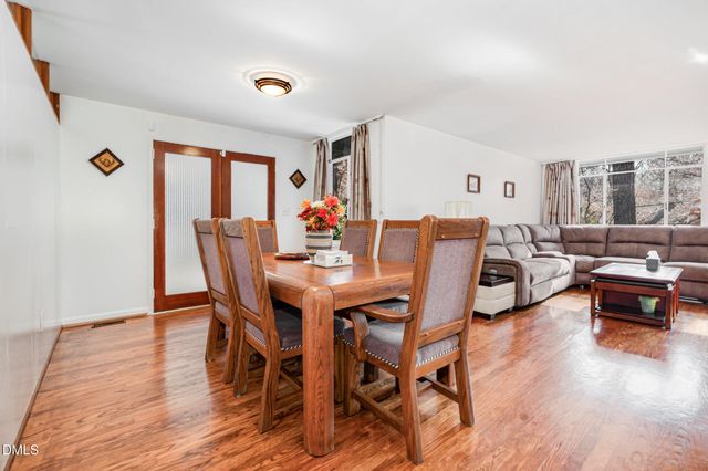 425 Brookside Drive, Chapel Hill, NC 27516