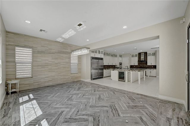 89 Olympia Chase Drive, Las Vegas, NV 89141