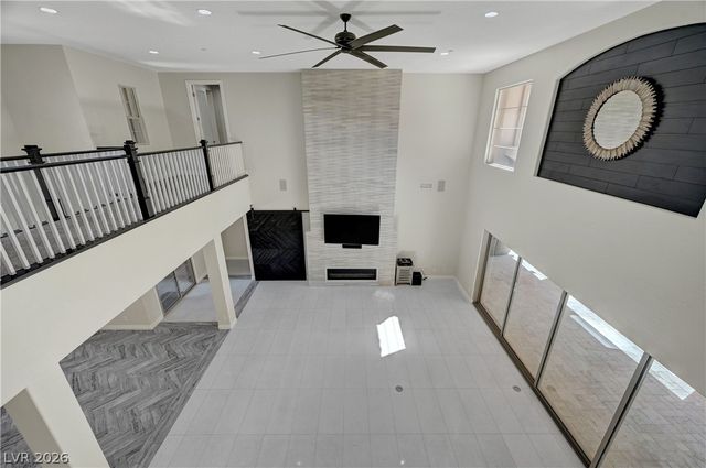 89 Olympia Chase Drive, Las Vegas, NV 89141