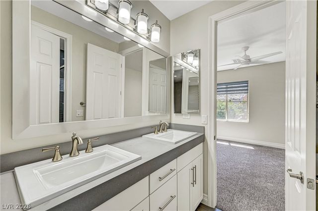 89 Olympia Chase Drive, Las Vegas, NV 89141