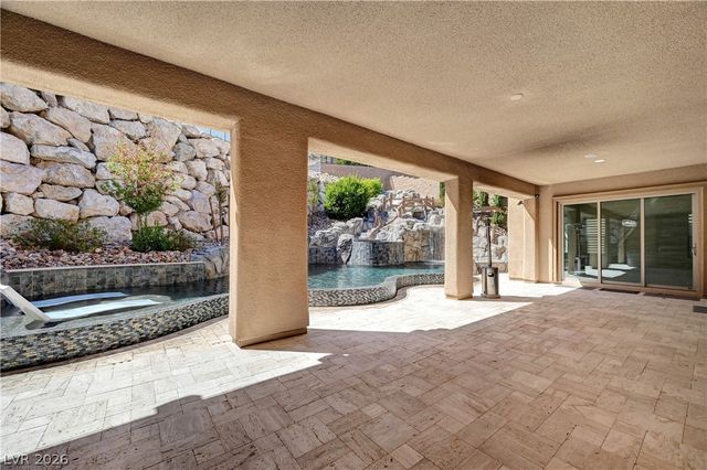 89 Olympia Chase Drive, Las Vegas, NV 89141