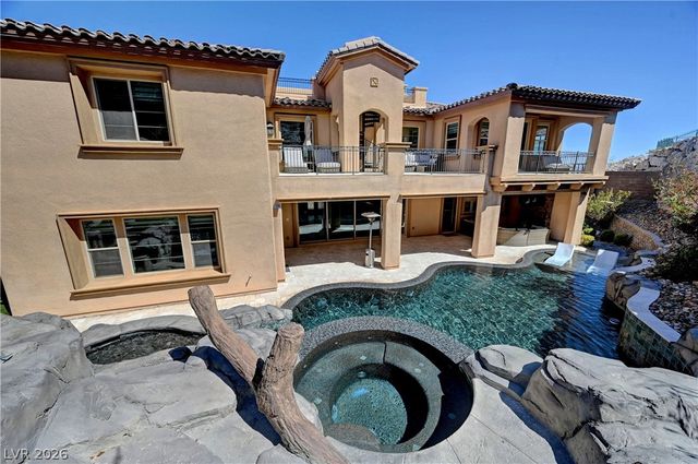 89 Olympia Chase Drive, Las Vegas, NV 89141