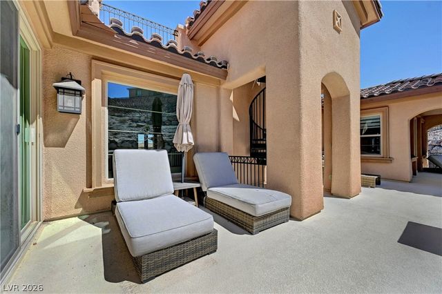 89 Olympia Chase Drive, Las Vegas, NV 89141