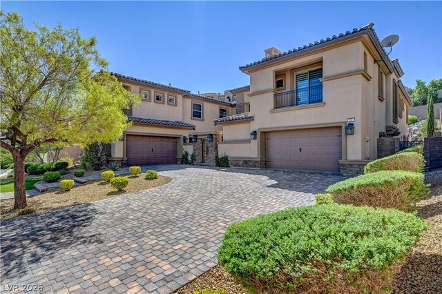 89 Olympia Chase Drive, Las Vegas, NV 89141