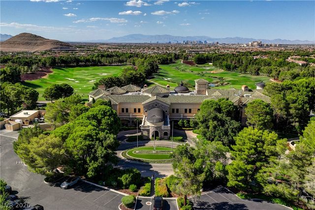 89 Olympia Chase Drive, Las Vegas, NV 89141