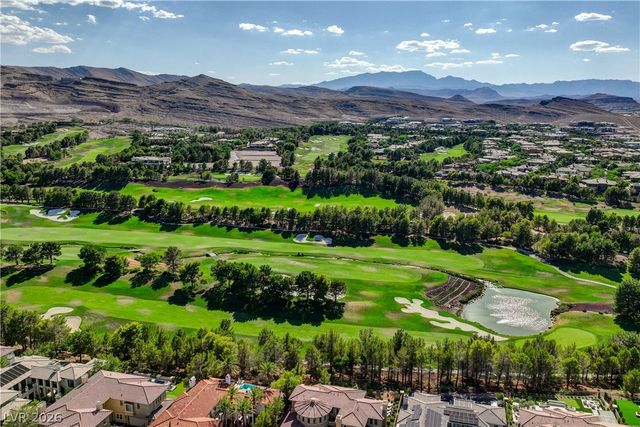 89 Olympia Chase Drive, Las Vegas, NV 89141