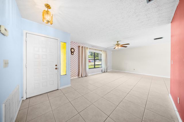 441 SW Curtis Street, Port St Lucie, FL 34983