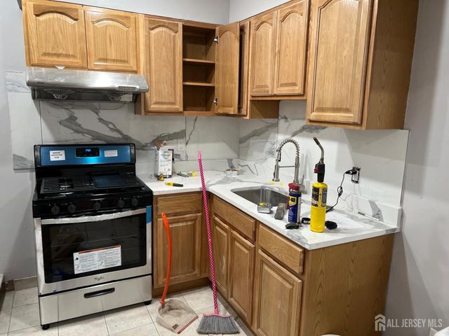 158 Terrace Avenue, Jersey City, NJ 07307