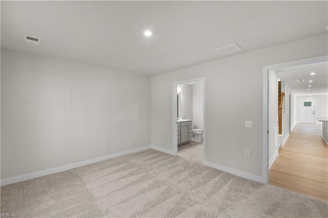 5002 Winding CRK # 1B, Williamsburg, VA 23188