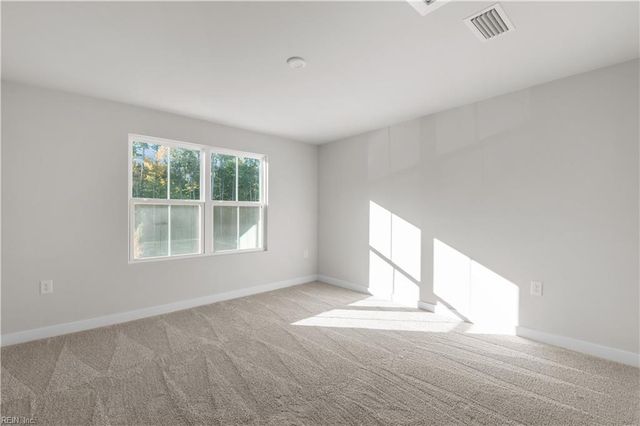 5002 Winding CRK # 1B, Williamsburg, VA 23188