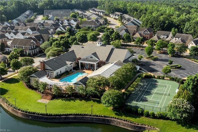 5002 Winding CRK # 1B, Williamsburg, VA 23188