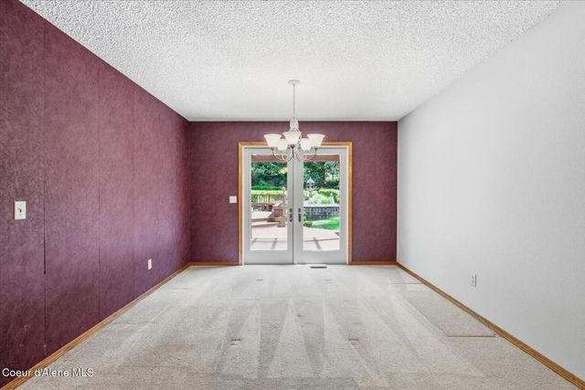 9737 N Circle Drive, Hayden, ID 83835