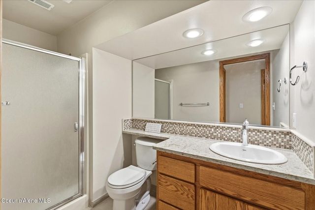 9737 N Circle Drive, Hayden, ID 83835