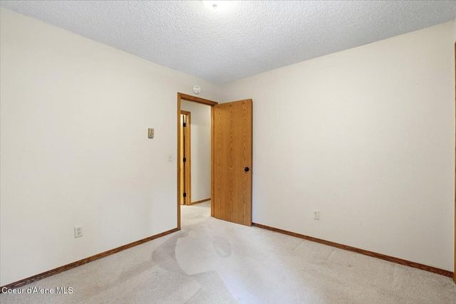 9737 N Circle Drive, Hayden, ID 83835
