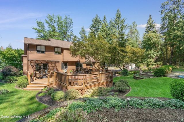 9737 N Circle Drive, Hayden, ID 83835
