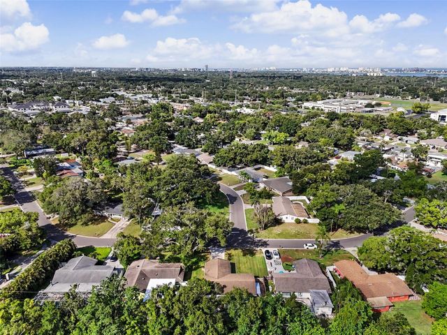 986 LEXINGTON DRIVE, Dunedin, FL 34698