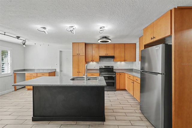 986 LEXINGTON DRIVE, Dunedin, FL 34698