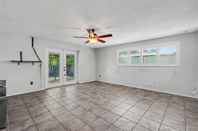 986 LEXINGTON DRIVE, Dunedin, FL 34698