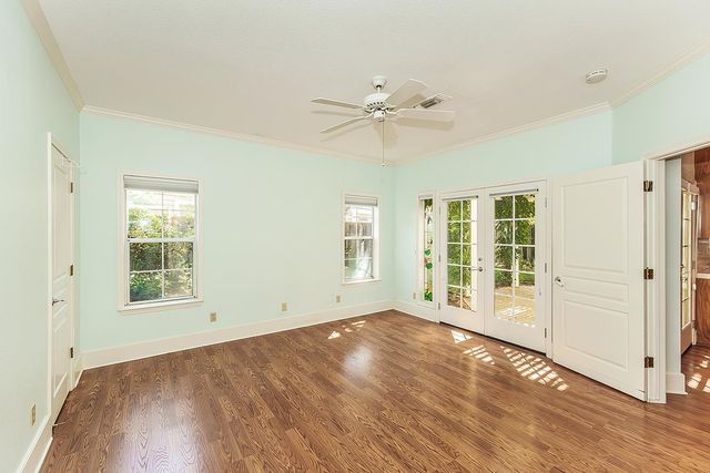 1094 E Monticello Circle, Fresno, CA 93720