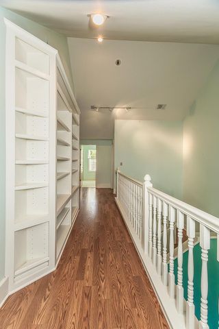 1094 E Monticello Circle, Fresno, CA 93720