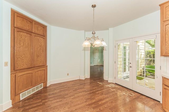 1094 E Monticello Circle, Fresno, CA 93720