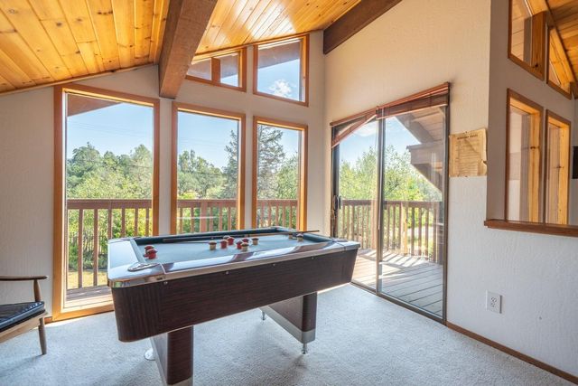 8846 Goldstone Lane, Redding, CA 96001