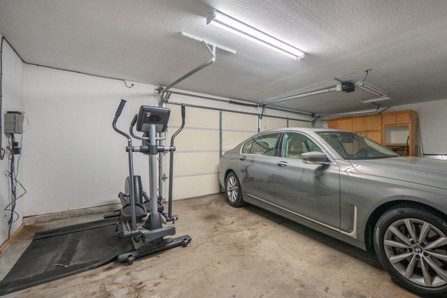 8846 Goldstone Lane, Redding, CA 96001