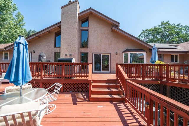 8846 Goldstone Lane, Redding, CA 96001