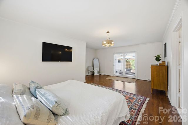 1123 Cheddington Drive, Charlotte, NC 28211