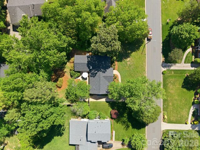 1123 Cheddington Drive, Charlotte, NC 28211