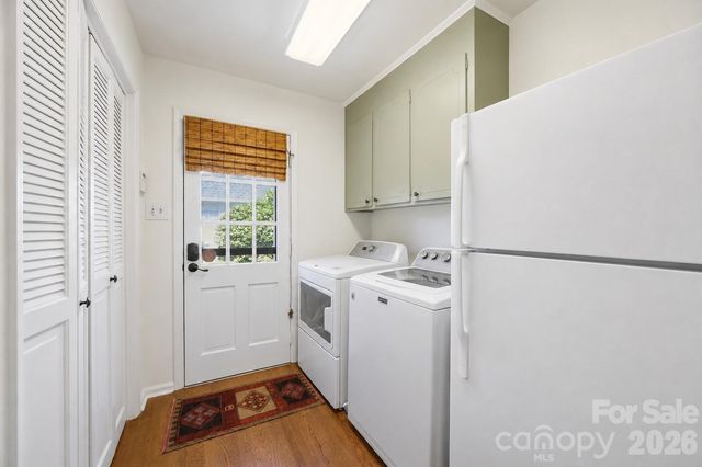 1123 Cheddington Drive, Charlotte, NC 28211