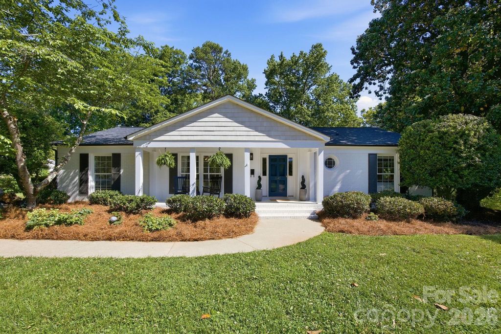 1123 Cheddington Drive, Charlotte, NC 28211
