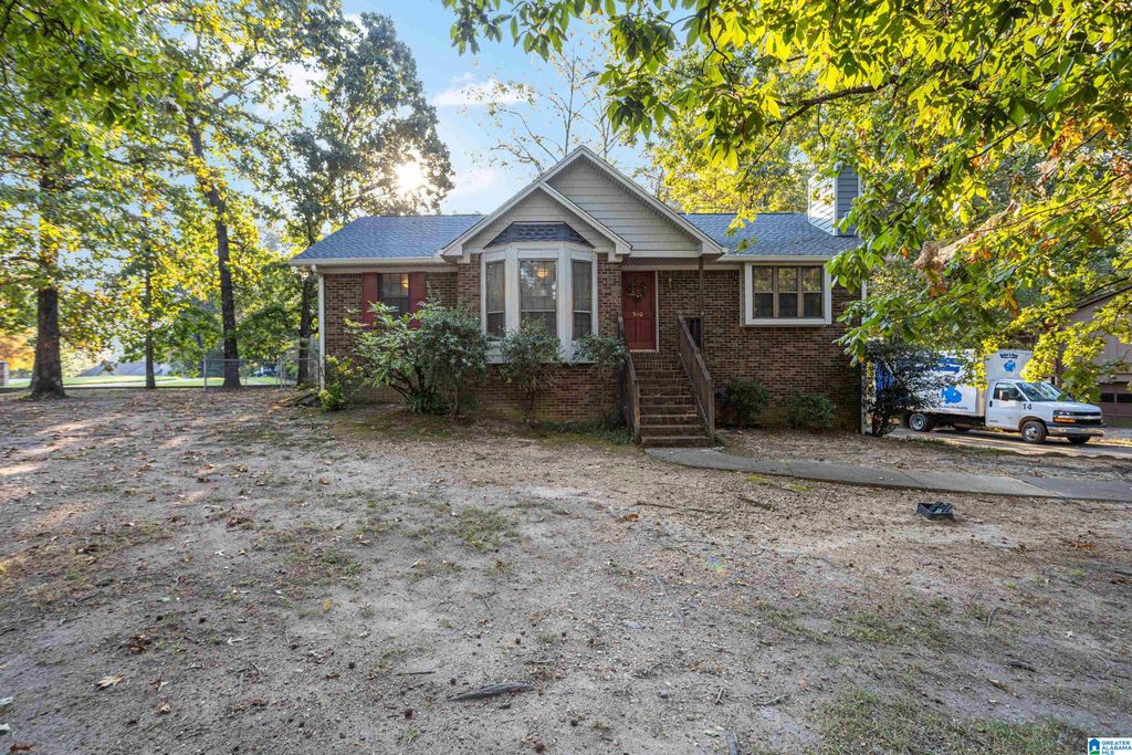 540 11TH STREET NW, Alabaster, AL 35007