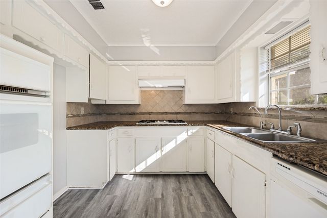 2719 Forest Grove Drive, Richardson, TX 75080