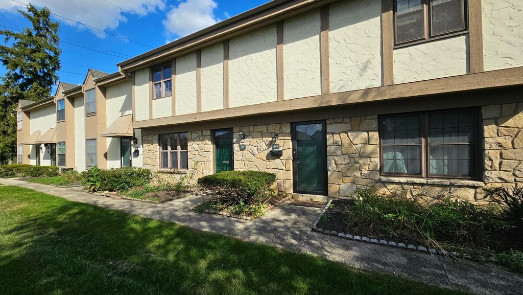 117 Stornoway Drive E, Columbus, OH 43213