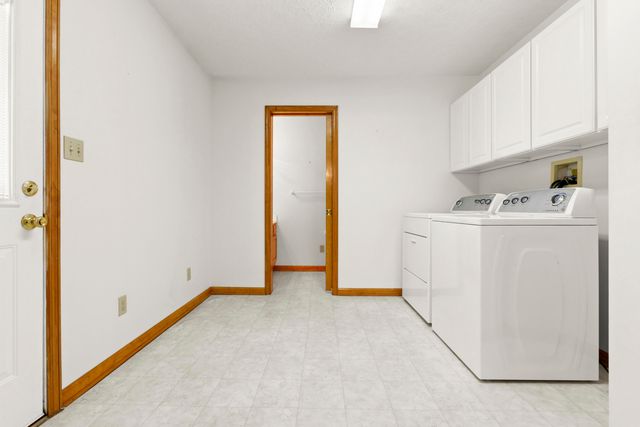 1202 Kimbel Drive, Frankfort, KY 40601