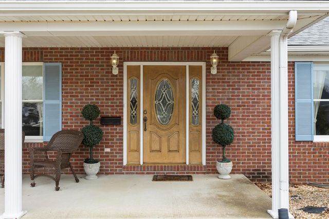 1202 Kimbel Drive, Frankfort, KY 40601