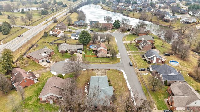 1202 Kimbel Drive, Frankfort, KY 40601