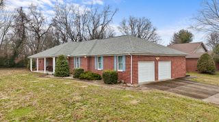 1202 Kimbel Drive, Frankfort, KY 40601