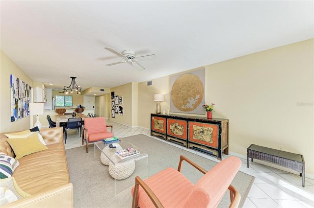 1617 BAYHOUSE COURT 121, Sarasota, FL 34231