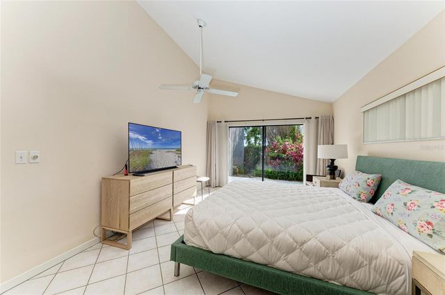 1617 BAYHOUSE COURT 121, Sarasota, FL 34231