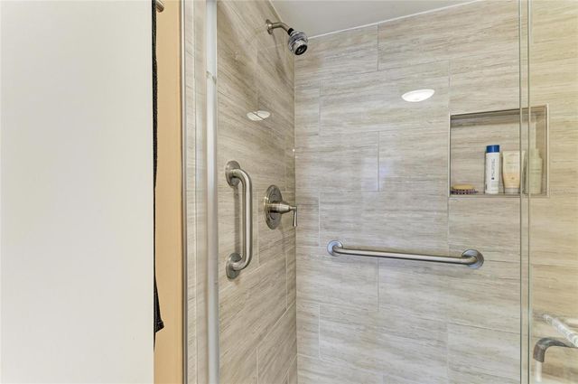 1617 BAYHOUSE COURT 121, Sarasota, FL 34231