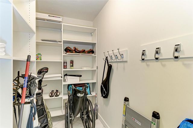 1617 BAYHOUSE COURT 121, Sarasota, FL 34231