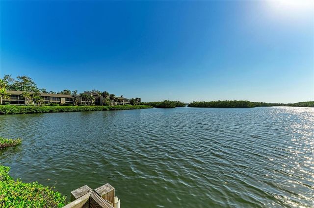 1617 BAYHOUSE COURT 121, Sarasota, FL 34231