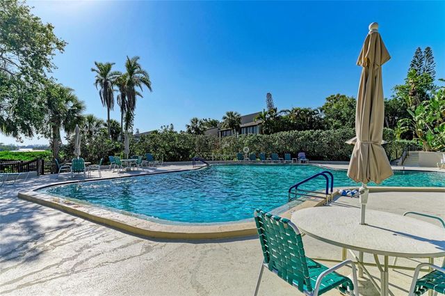 1617 BAYHOUSE COURT 121, Sarasota, FL 34231