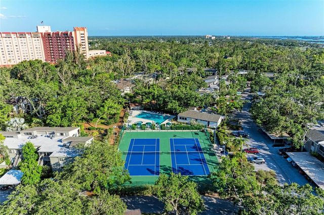 1617 BAYHOUSE COURT 121, Sarasota, FL 34231