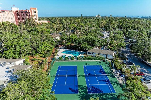 1617 BAYHOUSE COURT 121, Sarasota, FL 34231